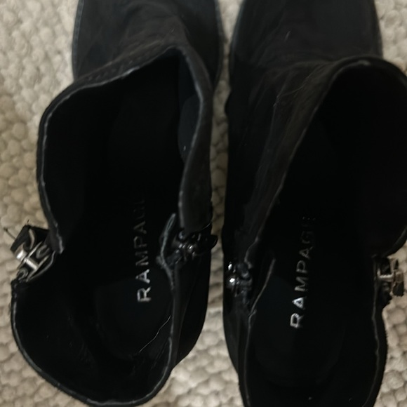 Black open toe booties - Picture 4 of 6